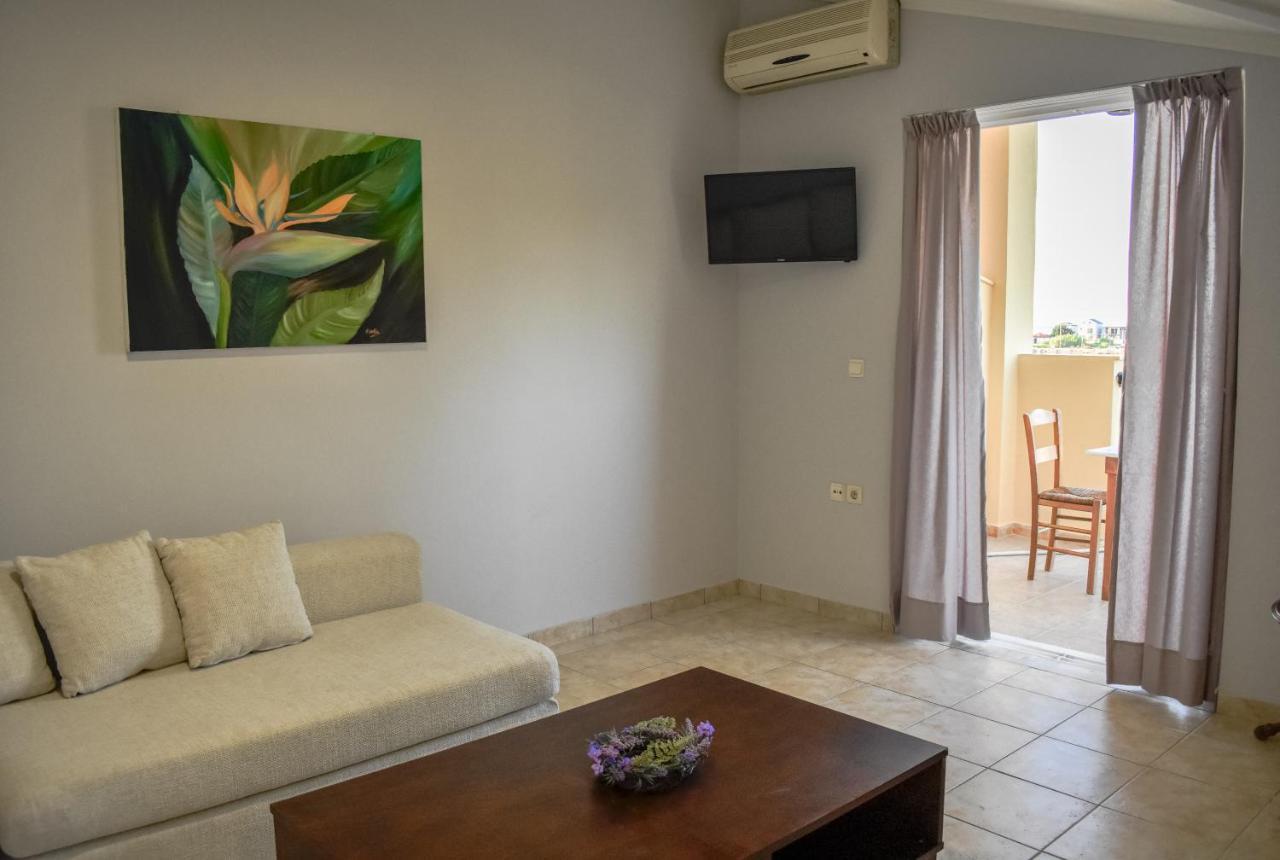 Salt Lake Junior Suites Alykes  Buitenkant foto