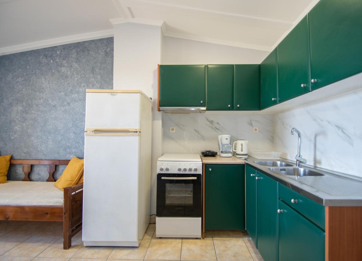 Salt Lake Junior Suites Alykes  Buitenkant foto